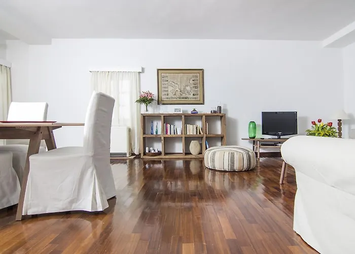 Villa Erofili Fira (Santorini)