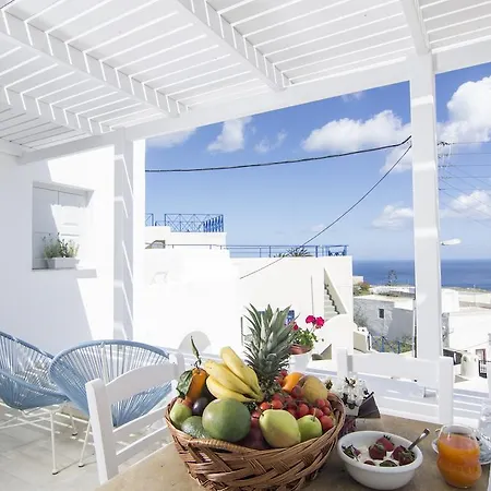 Erofili Fira (Santorini)