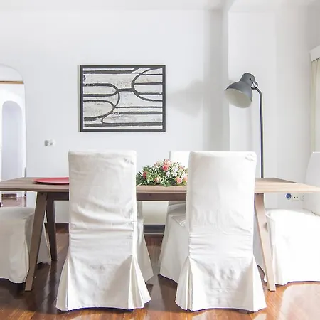 Erofili Fira (Santorini)