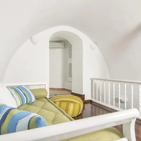 Vila Erofili Fira (Santorini)